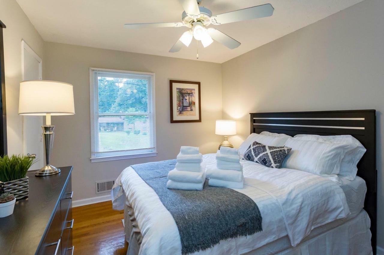 Luxury Home W/Gameroom Kingsizebed Near Six Flags Austell Extérieur photo